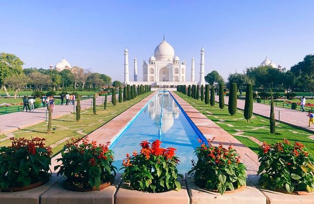 From Jaipur Private Taj Mahal & Agra Fort Tour with Delhi Drop