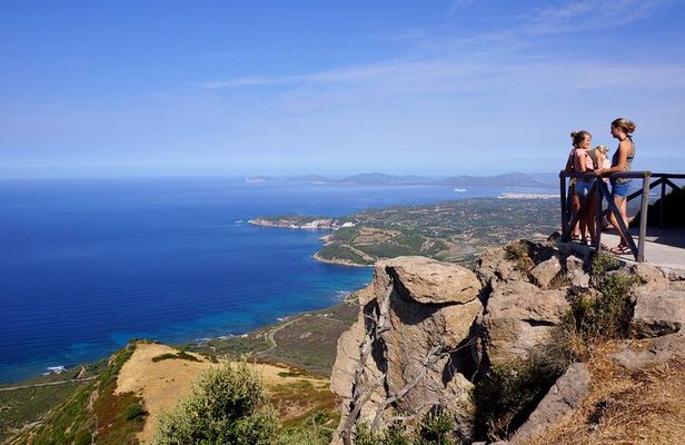 Alghero: Jeep tour to discover nature and breathtaking landscapes