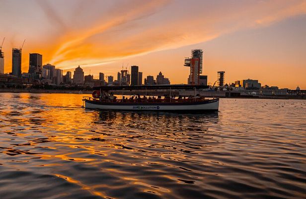 Montreal: Guided Electric Boat Cruise