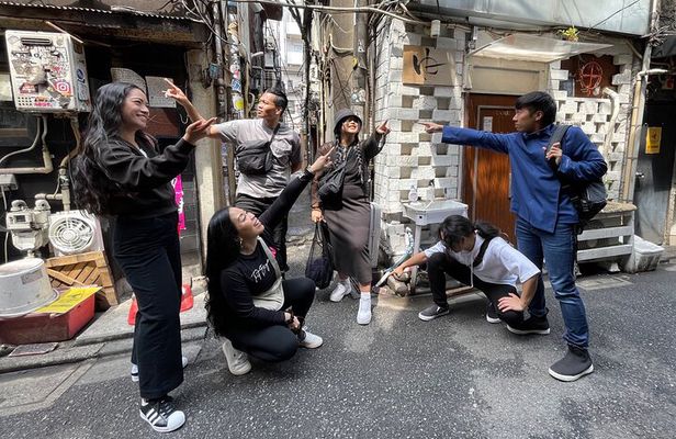 Discover Tokyo: 3-Hour Private Guided Photo Walking Tour