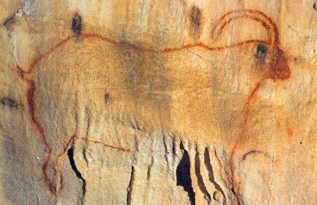 Private Tour : Original Prehistoric Cave by EXPLOREO SARLAT