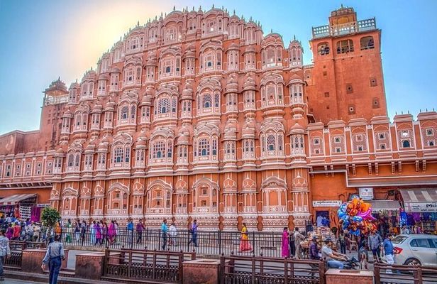 Private Full-Day Tour of Jaipur with Guide