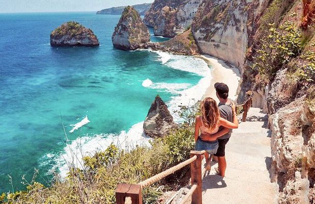 Private One Day Nusa Penida Island East and West