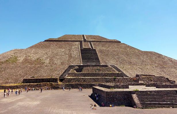 Private 5-hour tour to the Pyramids of the Gods of Teotihuacan