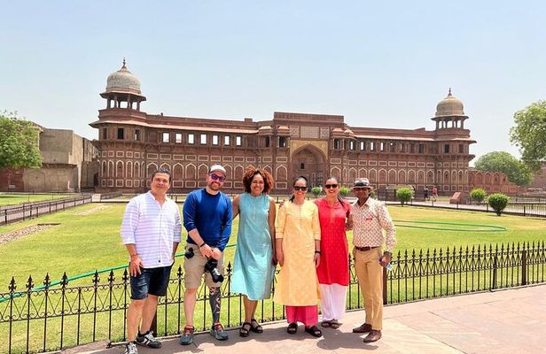Private Taj Mahal Sunrise and Agra Fort Tour from Delhi By Car