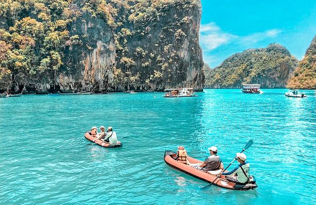 Phuket: James Bonds, Naka Islands with Lunch and Sea Cave Canoe