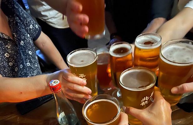 Tipsy Travel: Beijing Local Food and Bar Crawl night in Hutong