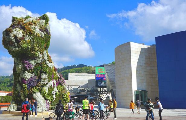BILBAO-City Highlights Bike Tour