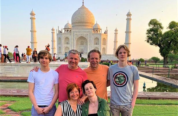 From Delhi- 2 Day Private Agra and Jaipur Tour