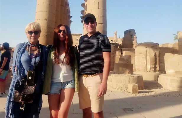 Luxor Day Tour from Marsa Alam with king Tut Tomb and More