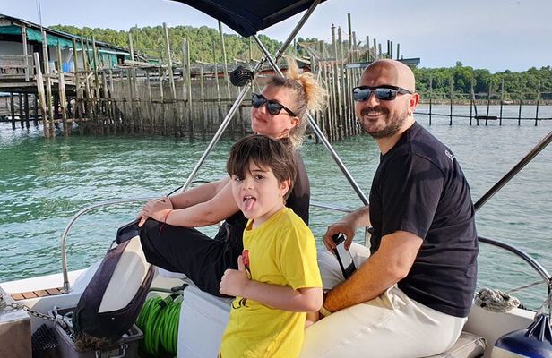 Let's Go Kelong Boat Tour at Pulau Ubin