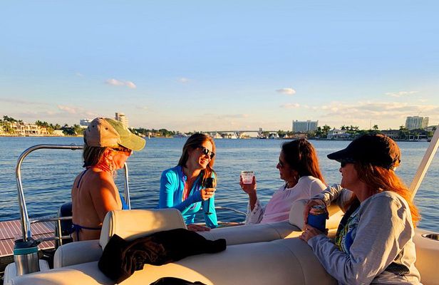 Fort Lauderdale Private Guided Sunset Cruise 2.5-Hour Boat Tour