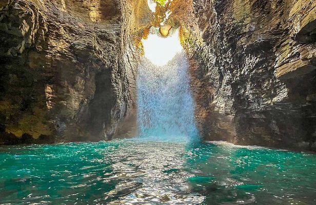 Waterfall Discovery & Zipline Adventure