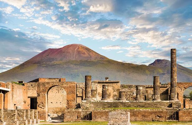 Pompeii guided group tour plus entry ticket