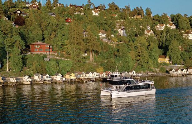 Oslo Fjord Brunch & Bubbles Cruise