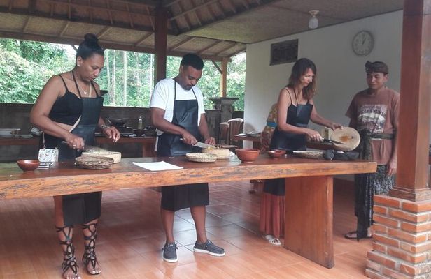 Balinesse Traditional Cooking Class Ubud