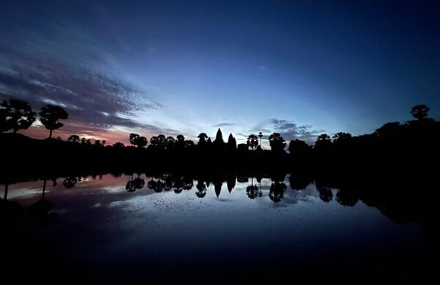Angkor 2-Day Sunset & Sunrise Small-Group Tour