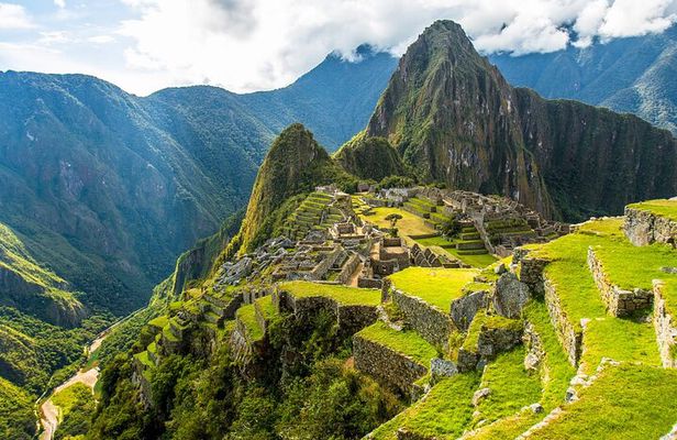 Private Full Day Tour to Machu Picchu