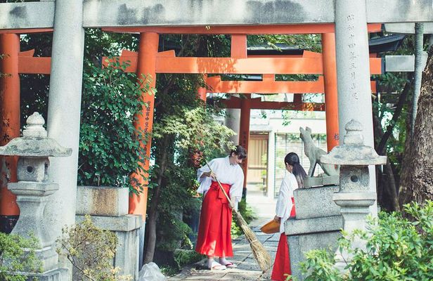Miko Small Group Experience at Takenobu Inari Jinja Shrine