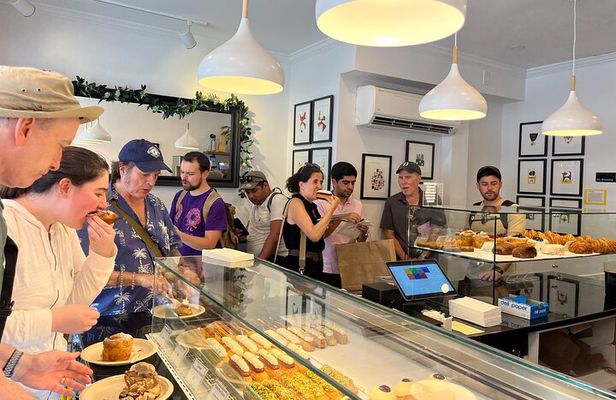 East Village Donut and Pastry Adventure and Walking Food Tour