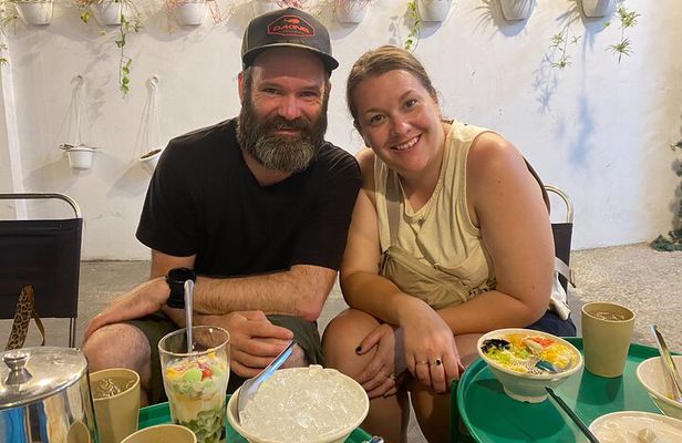 Saigon Private Street Food Tours on Scooter with Local Bubbies