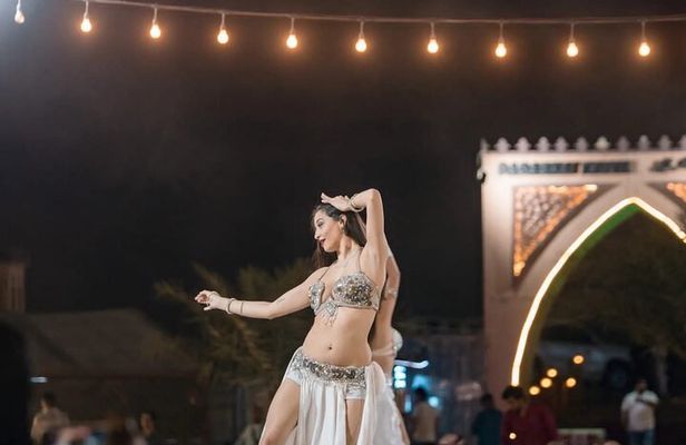 Dubai Desert safari Tour with Live BBQ & Belly Dance Shows