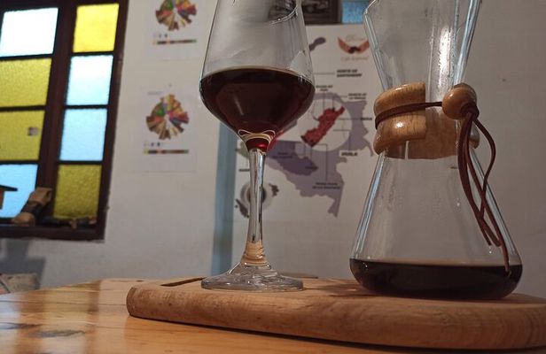 Coffee tasting experience at Divino Café Especial