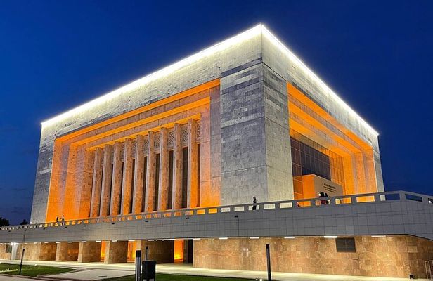 Private Walking Tour in Bishek City