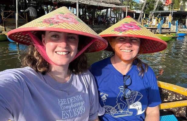 Hoi An City & Basket Boat Tour - Private Guided Tour from Da Nang