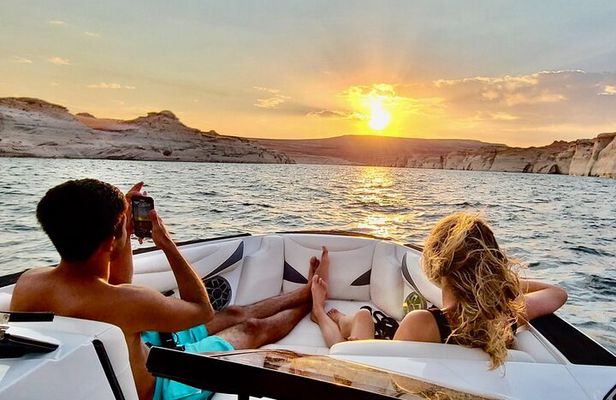 Antelope Canyon Photo Boating Experience