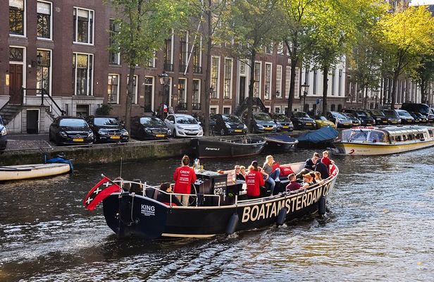 Beautiful (Open Boat) Canal Cruise in Amsterdam Open Bar included