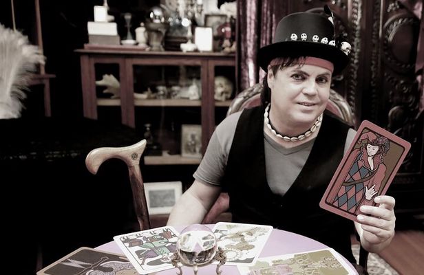 Dok Lazlo's Tarot Party and Bonus Haunted Walking Tour