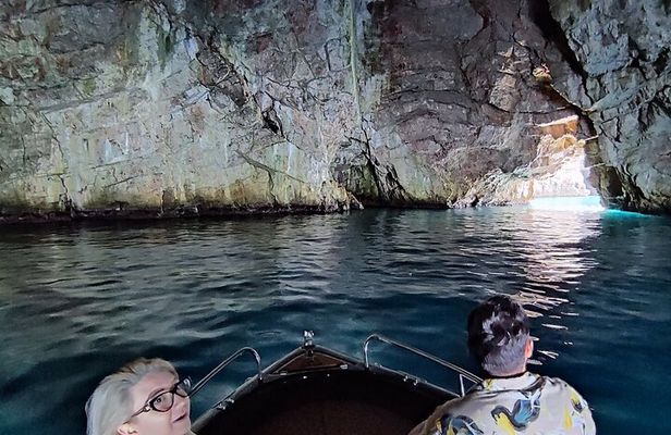 Perast-Our Lady Of The Rocks &Blue Cave-Private Tour Black Pearl