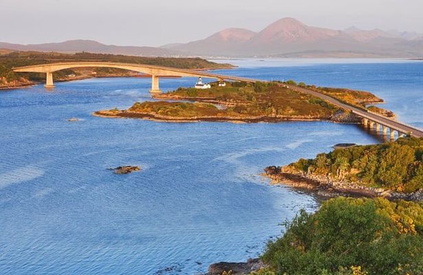 Over The Sea to (secret) Skye