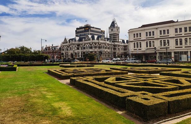 City Highlights, Larnach Castle Gardens Tour