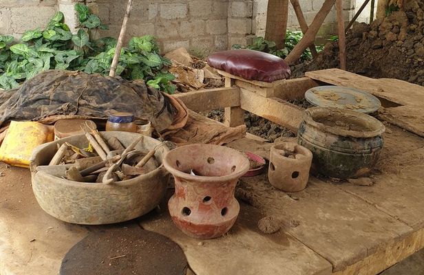 Traditional Pottery Making Class in Arusha