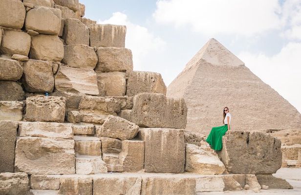 Cairo and Pyramids Private Tour from Hurghada