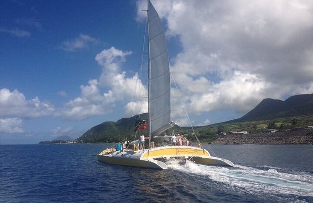 Snorkel Lunch & Lounge: Bluewater or Snorkel and Lunch: Leeward
