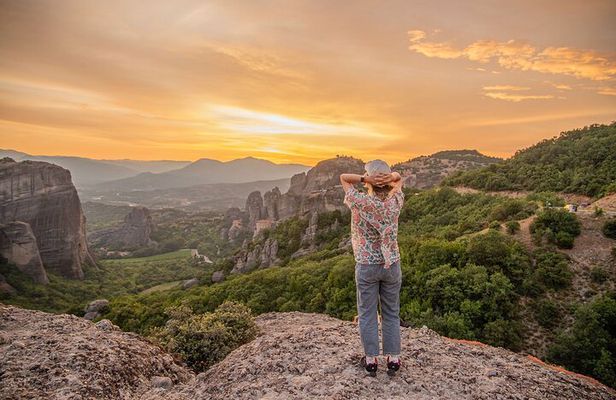 Discover Meteora's Monastic Heritage: Personalized Private Tour