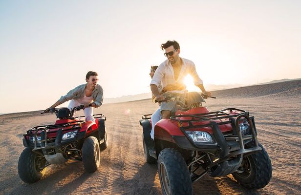 Dubai: Desert Safari, Quad bike and Sand boarding with BBQ Dinner