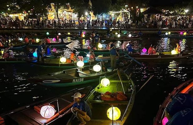 Hoi An Walking City Afternoon & Evening- Night Market- Boat ride
