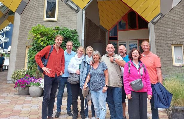 Private Tour of Delft & Rotterdam with Cubic House and Transfer