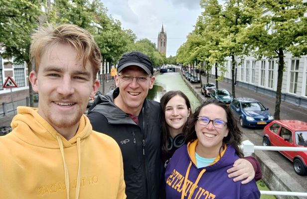 Private Tour of Delft and The Hague including Transfer