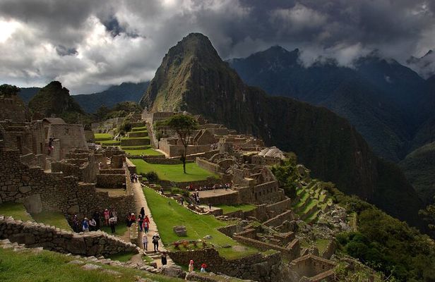 Andean Adventure: Discover Cusco and Machu Picchu in 5 Days