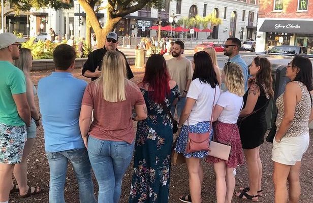 Sips n’ Spooks Haunted Pub Crawl All Drinks InClouded w/ticket