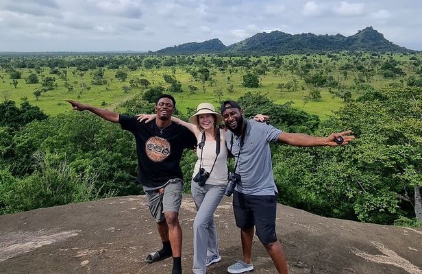 Full Day Nature Tour to Volta Regio Aburi Gardens and Cedi Beads