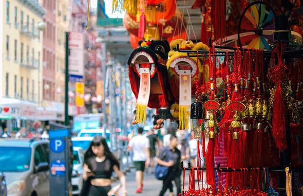 5 Neighborhoods NYC Walking Tour