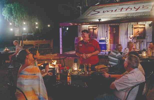 Drover's Sunset Cruise incl. Smithy's Dinner & Show in Longreach