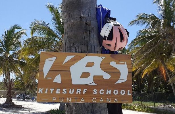 Kitesurf Lessons