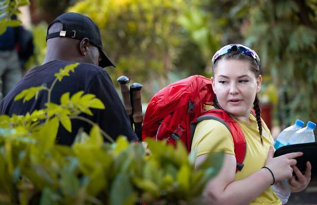 Big Five Luxury 7 Days Safari Tour in Arusha